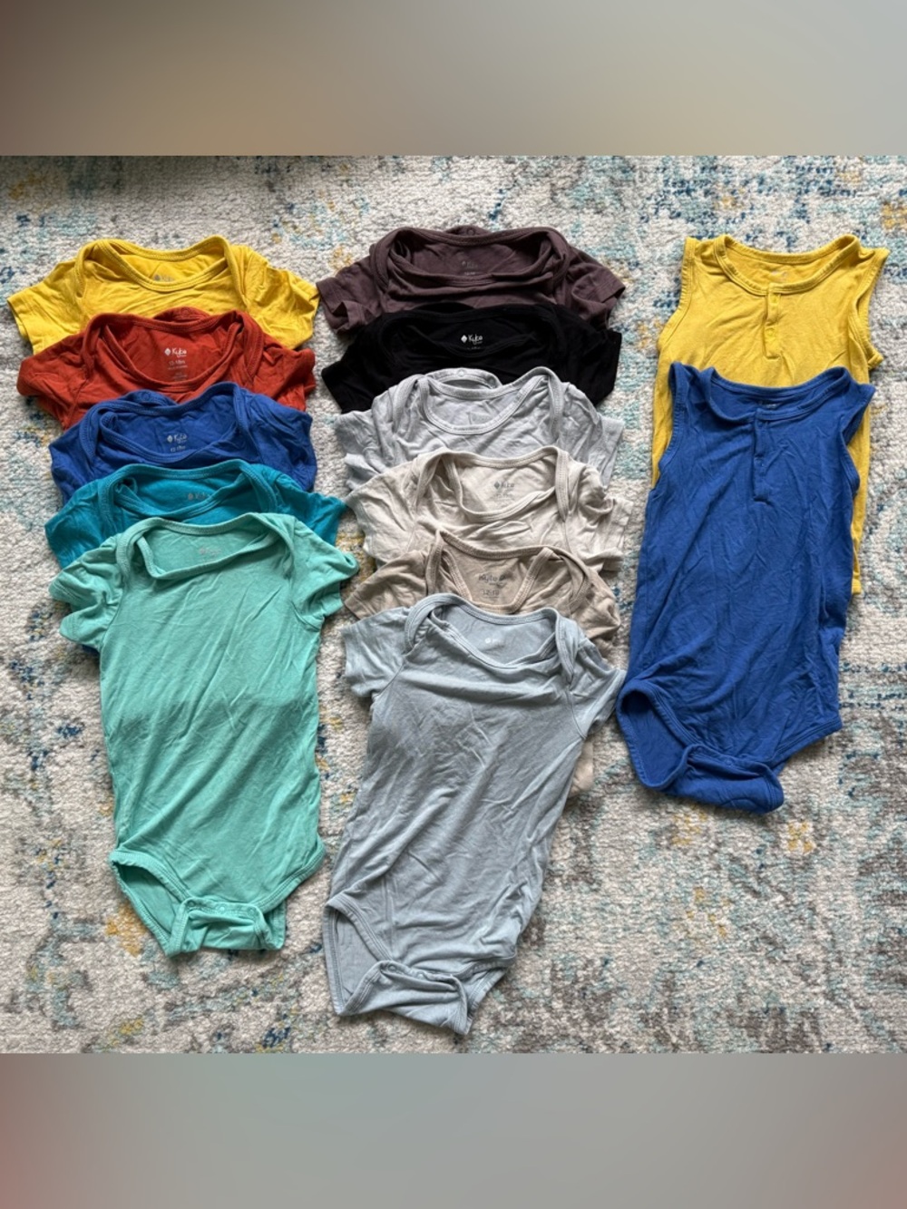 Gently used! Kyte baby bodysuits - 12 to 18 months - lot of 13 bamboo onesies